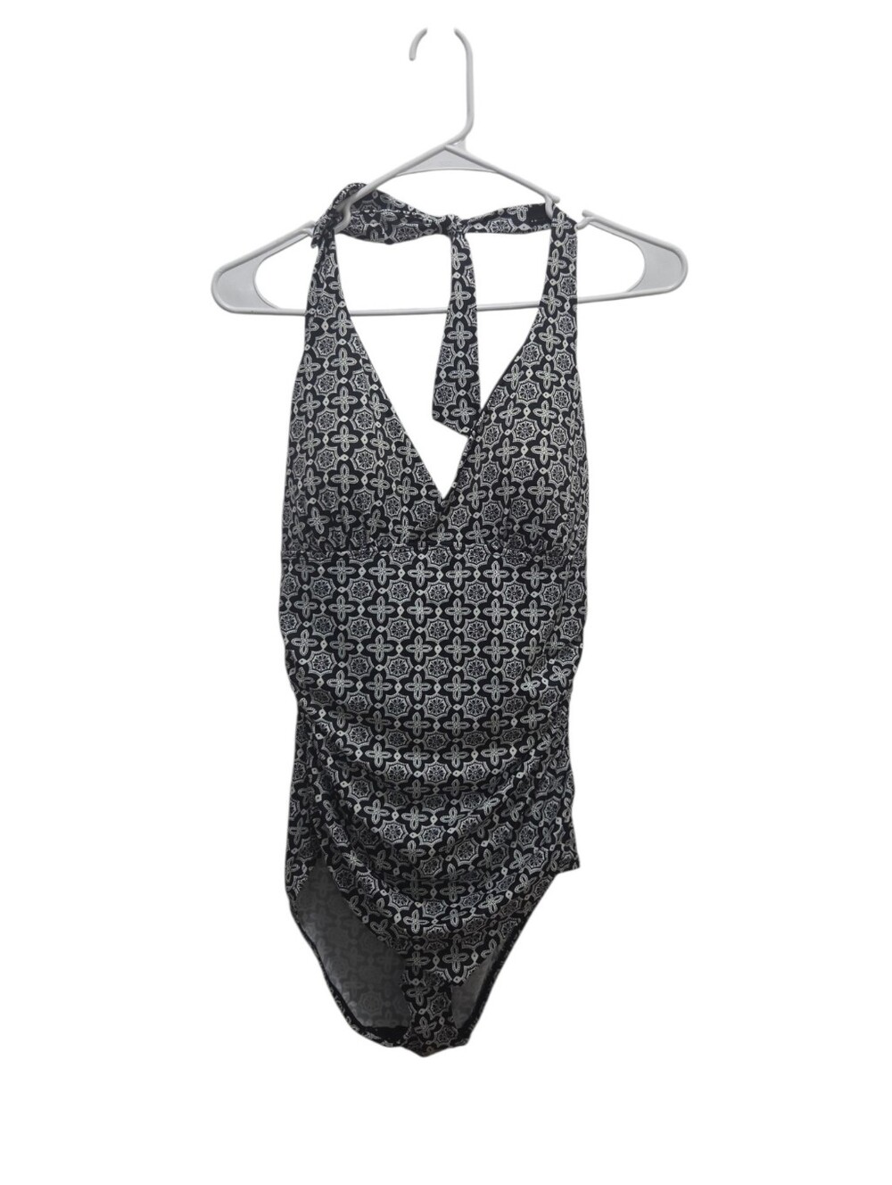 L.L.Bean One Piece Halter Swimsuit Size 12 Reg UPF 50+ Tummy Control Black White